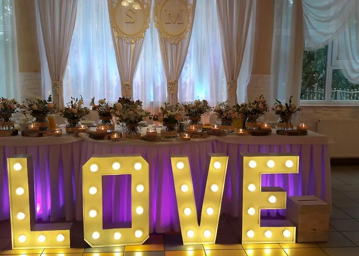 Restauracja I Sala Bankietowa As - 2* Turek