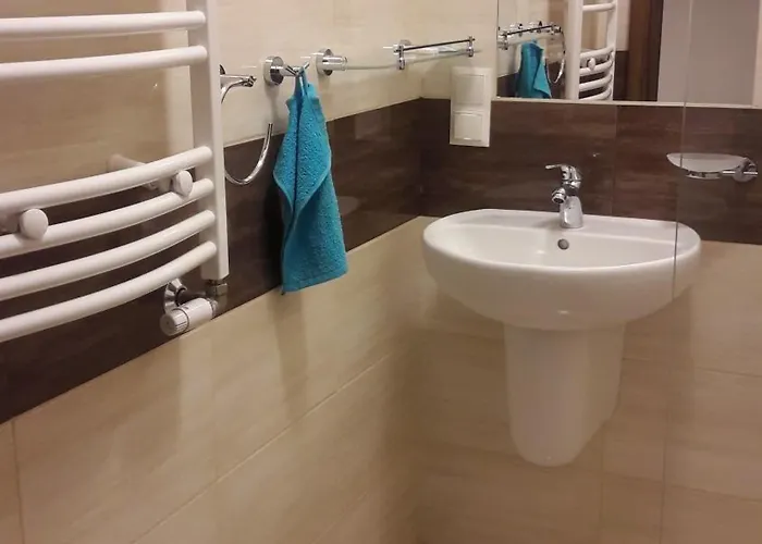 Hotel Restauracja I Sala Bankietowa As - Turek